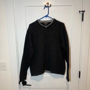 Vintage Woolrich Wool Henley Sweater. Casual, Preppy, Outdoor Workwear. Size M